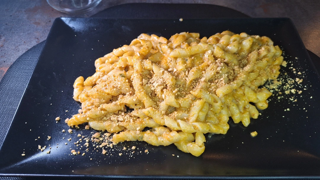 Home Busiata Gambero e Pistacchio