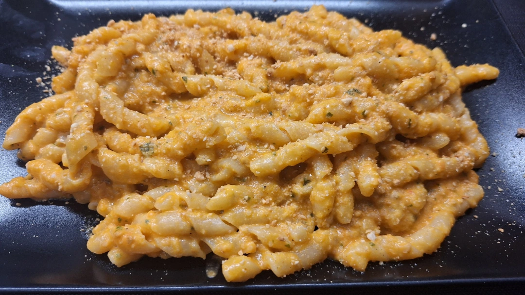 Home Busiata con Pesto alla Trapanese